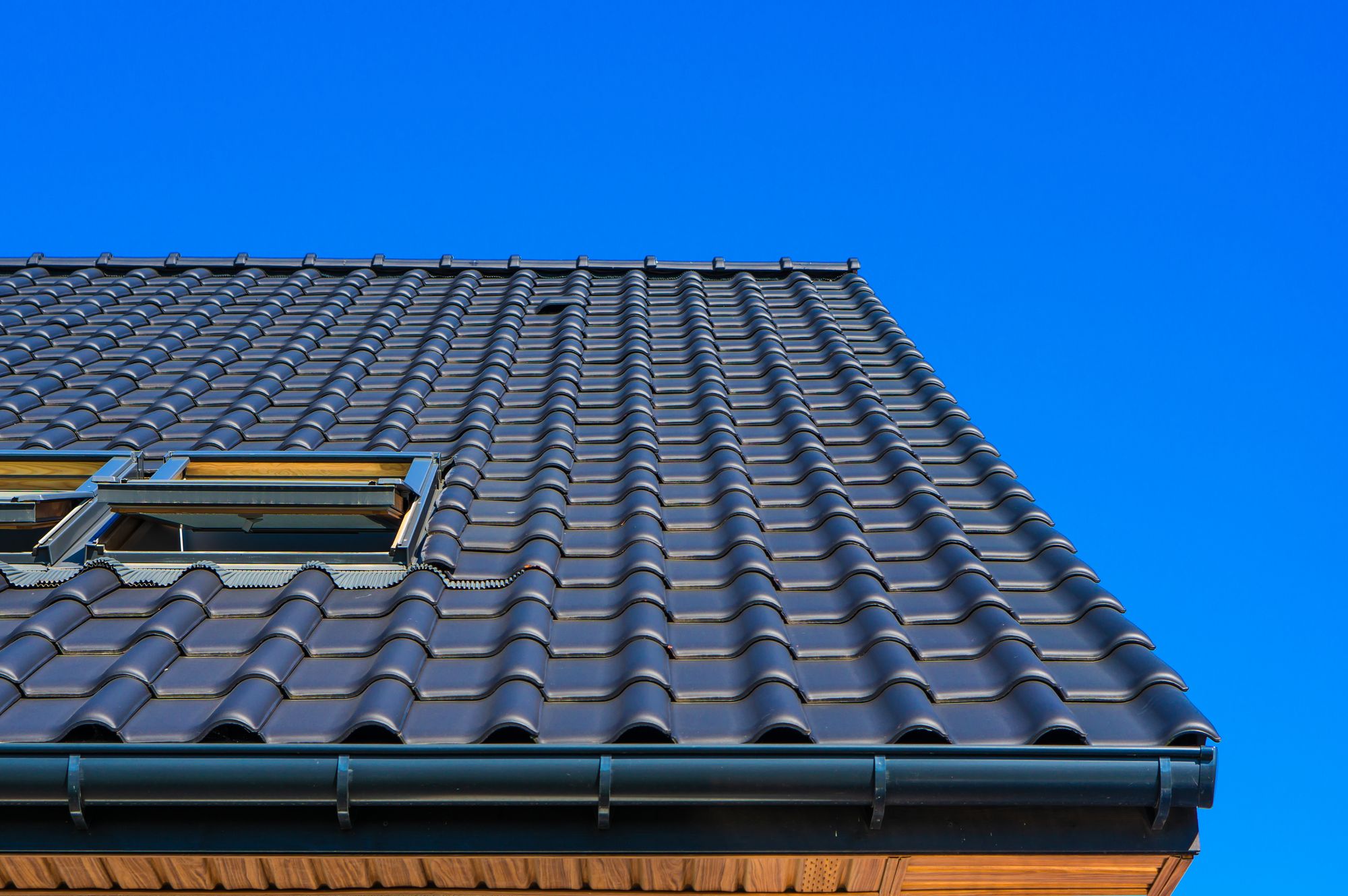 Slate Roofing pros, cons and estimated costs