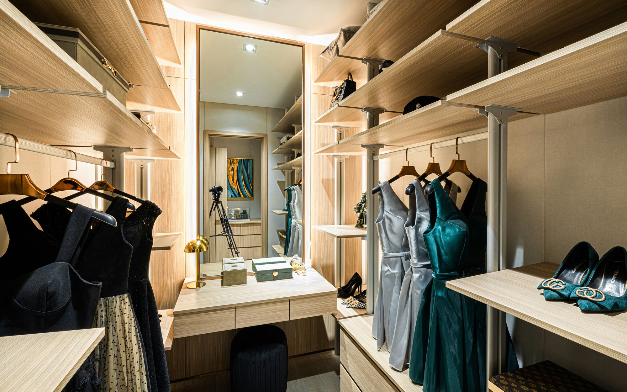Technology has made its way into modern closets