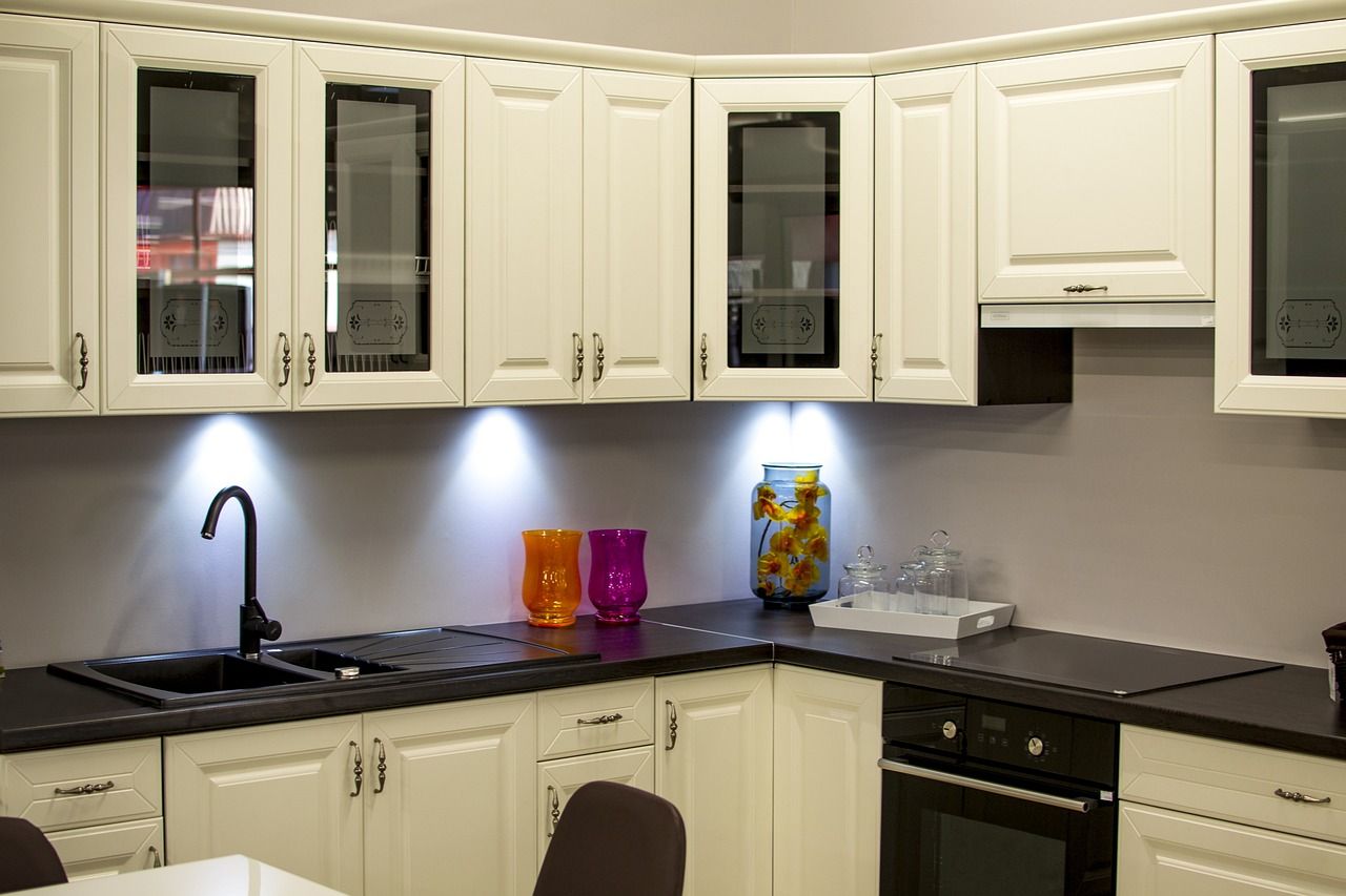 Pros and Cons of Different Kitchen Cabinet Designs