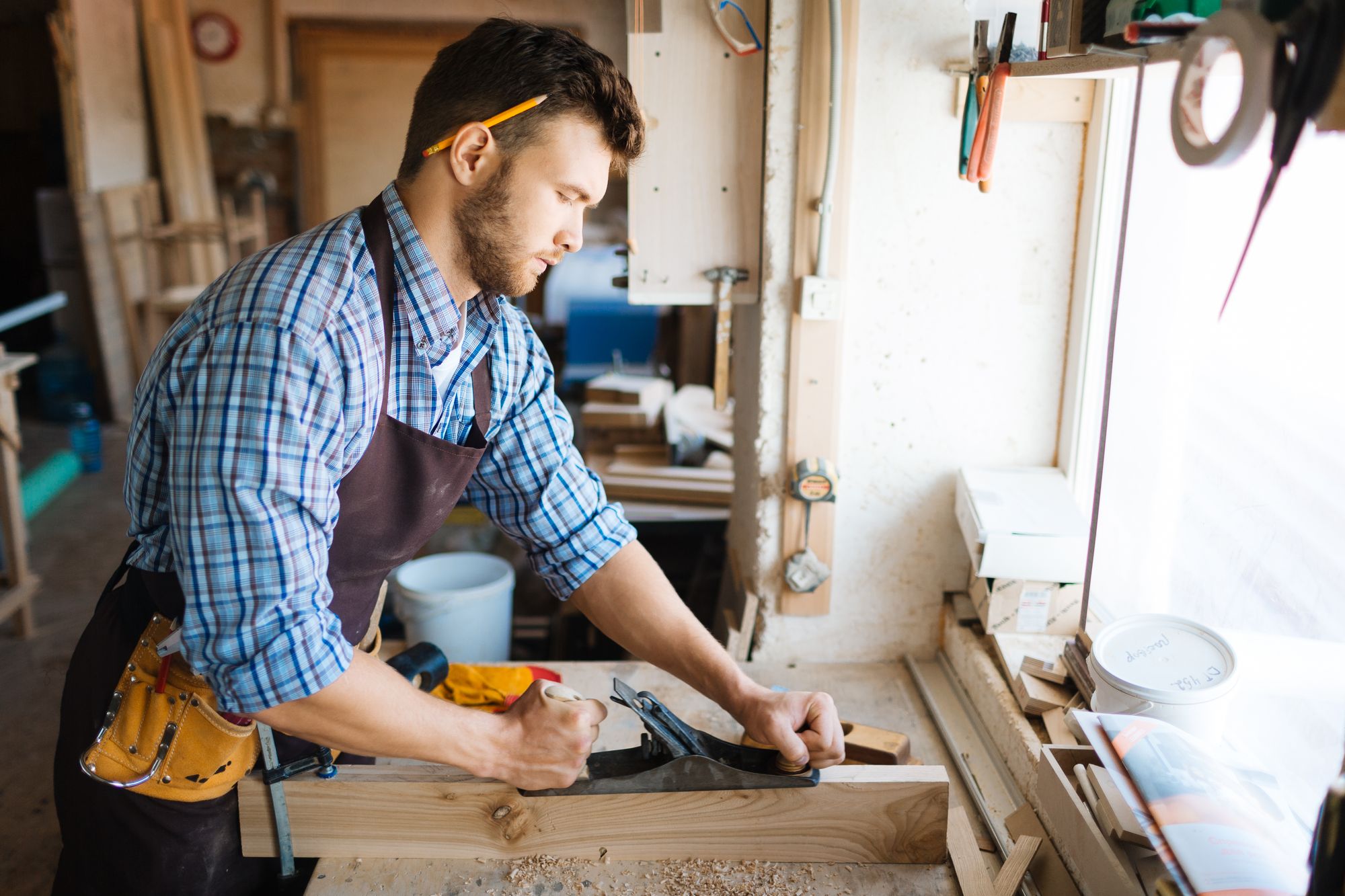Essential Steps to Kickstart Your Carpentry Career in Florida