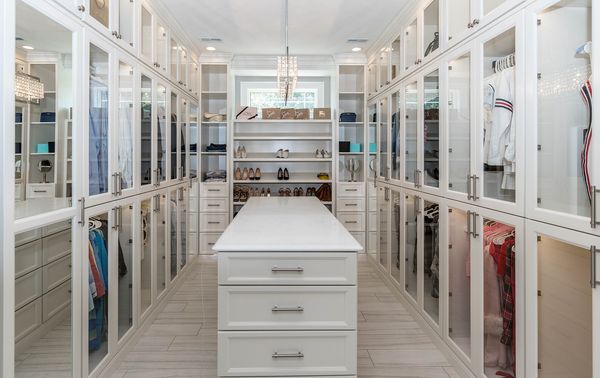 Modern Closet Trends and Budget-Friendly Financing Strategies